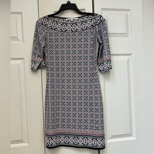 ⭐️EUC - Max Studio Floral Shift Dress - Red, White & Blue - Woman's Size M